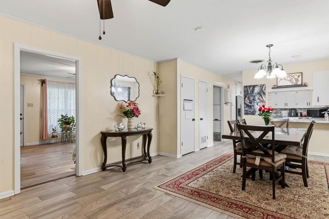 810 Caddo St, Marshall, TX 75672
