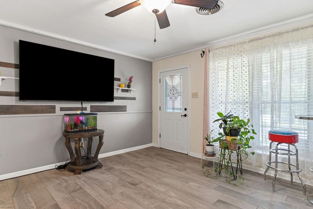 810 Caddo St, Marshall, TX 75672