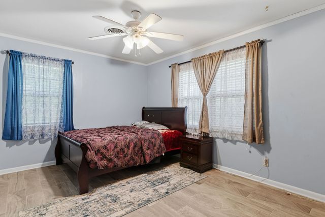 810 Caddo St, Marshall, TX 75672