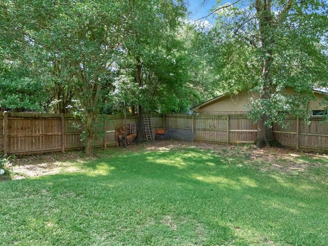 810 Caddo St, Marshall, TX 75672
