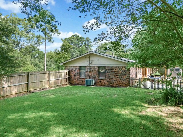 810 Caddo St, Marshall, TX 75672