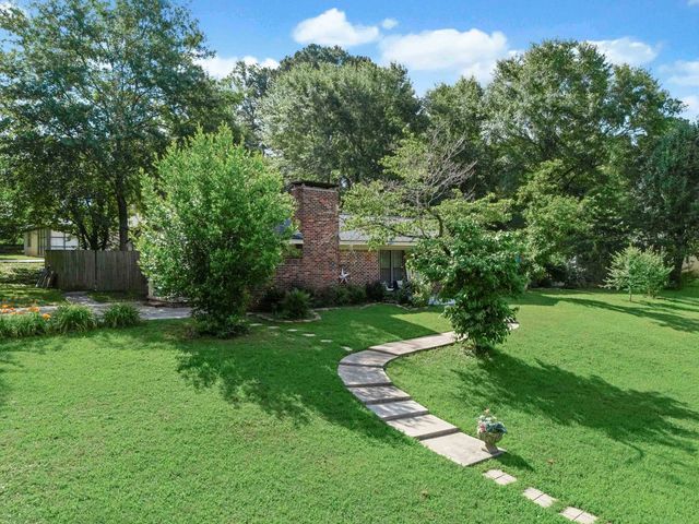 810 Caddo St, Marshall, TX 75672