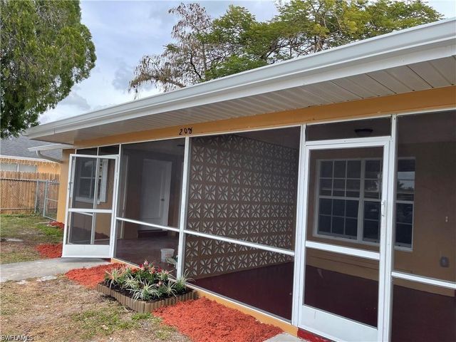 2036 41st ST SW B, Naples, FL 34116