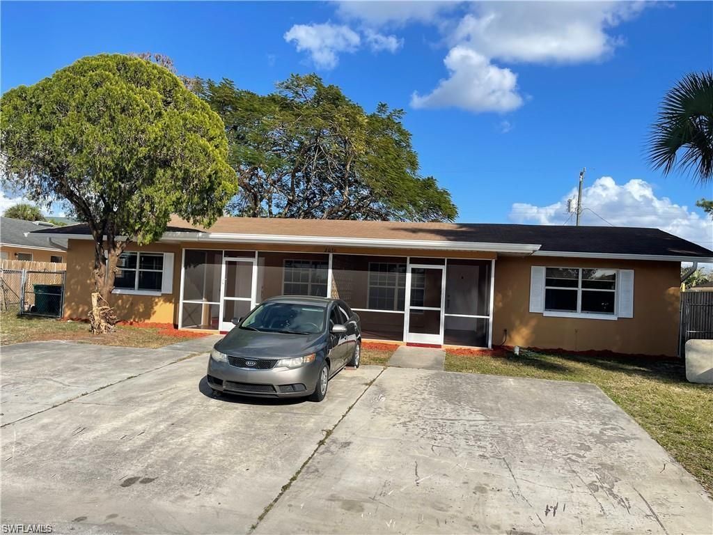 2036 41st ST SW B, Naples, FL 34116