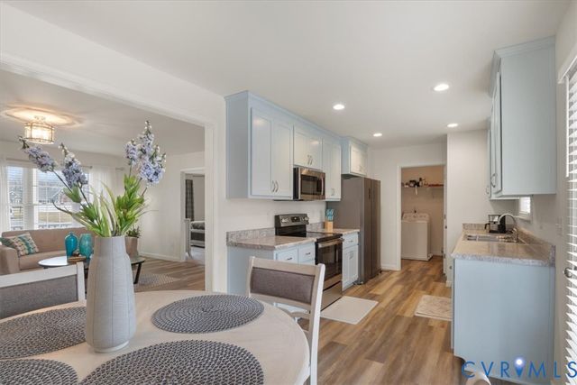 3885 Perthshire Ln, Colonial Heights, VA 23834