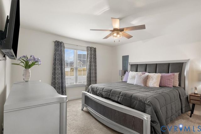 3885 Perthshire Ln, Colonial Heights, VA 23834