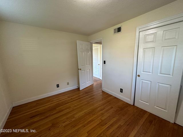5148 FLORAL BLUFF Road 2, Jacksonville, FL 32211