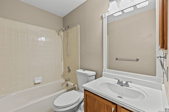 1664 Willow Top, Schertz, TX 78154