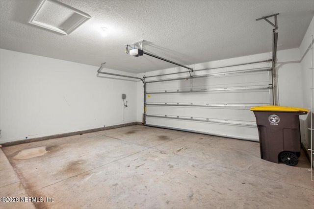 8123 BARLEY Way, Jacksonville, FL 32222