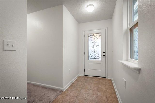 8123 BARLEY Way, Jacksonville, FL 32222