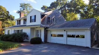 5 Redgate Lane, Falmouth, MA 02540