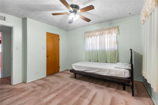 2209 Los Angeles Street, Kingman, AZ 86401