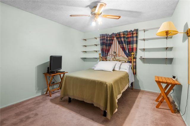 2209 Los Angeles Street, Kingman, AZ 86401