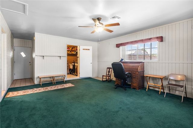 2209 Los Angeles Street, Kingman, AZ 86401