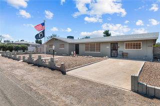 2209 Los Angeles Street, Kingman, AZ 86401