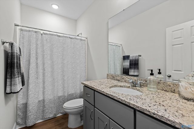 26738 Kyle Lane, Athens, AL 35613