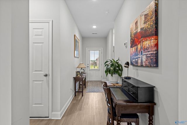 26738 Kyle Lane, Athens, AL 35613