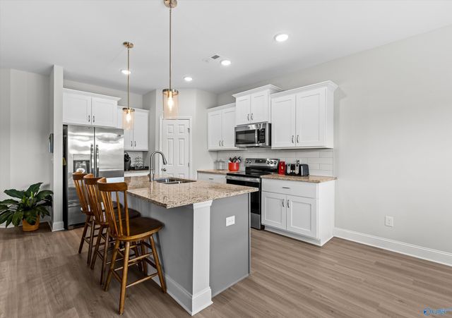 26738 Kyle Lane, Athens, AL 35613