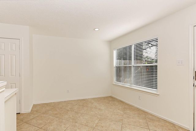 222 Blushwood Place, The Woodlands, TX 77382