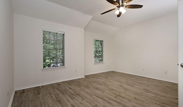 222 Blushwood Place, The Woodlands, TX 77382
