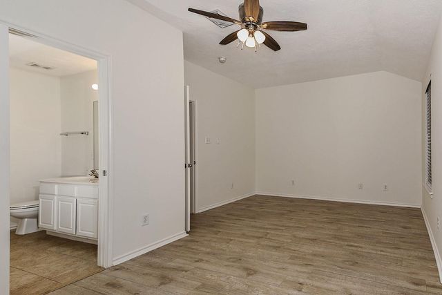 222 Blushwood Place, The Woodlands, TX 77382