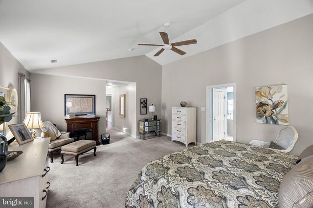 9 ASTER CT, Medford, NJ 08055