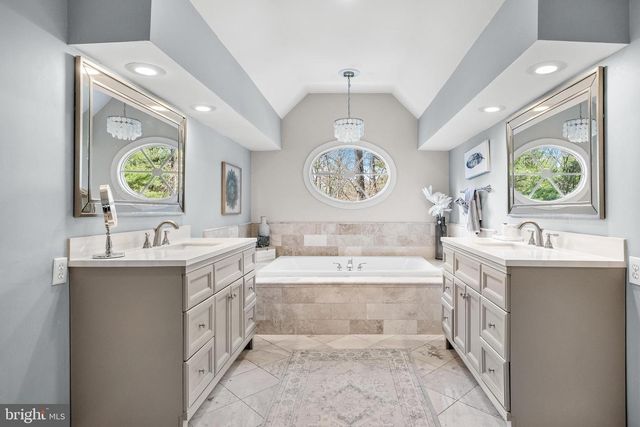 9 ASTER CT, Medford, NJ 08055