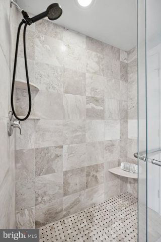 9 ASTER CT, Medford, NJ 08055