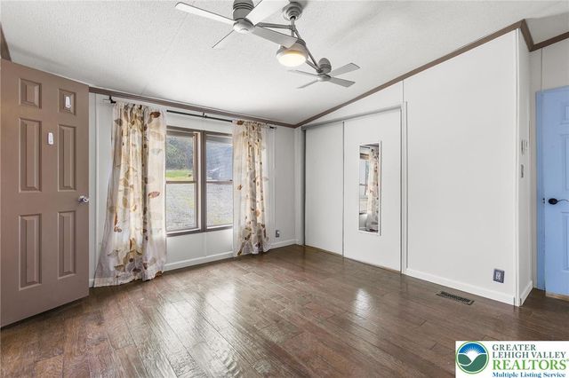 335 Weinsteiger Road, Bechtelsville Boro, PA 19505
