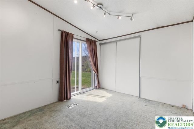 335 Weinsteiger Road, Bechtelsville Boro, PA 19505