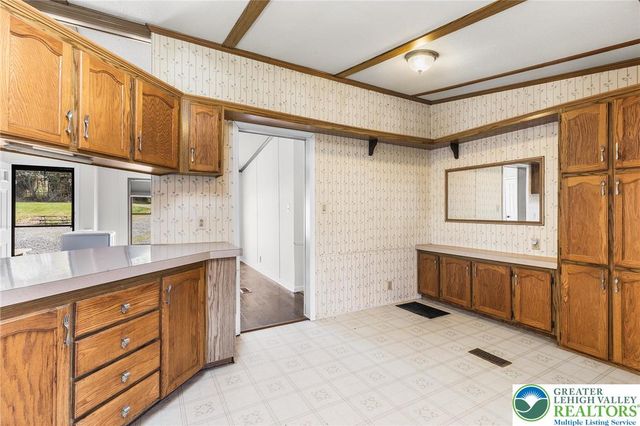 335 Weinsteiger Road, Bechtelsville Boro, PA 19505
