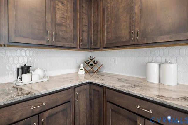 3601 Glenworth Dr, Midlothian, VA 23112