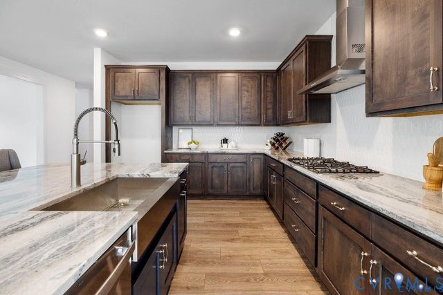 3601 Glenworth Dr, Midlothian, VA 23112