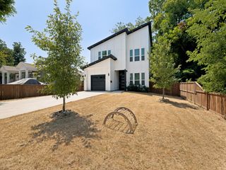 1114 E Woodin Boulevard, Dallas, TX 75216