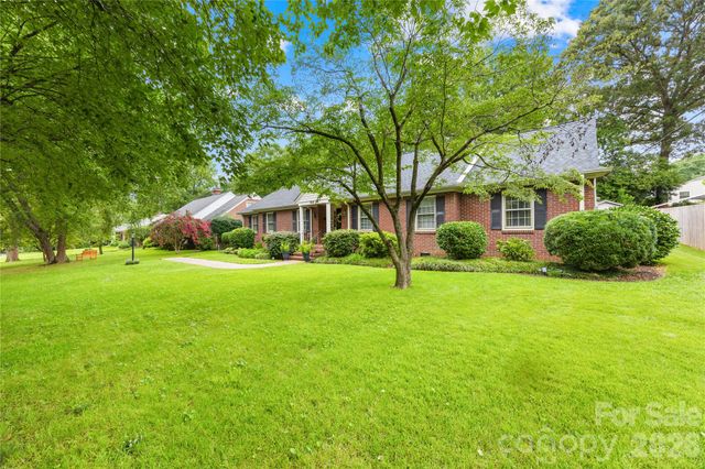 944 Churchill Drive, Gastonia, NC 28054