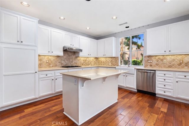 16 Ellistone 43, Irvine, CA 92602