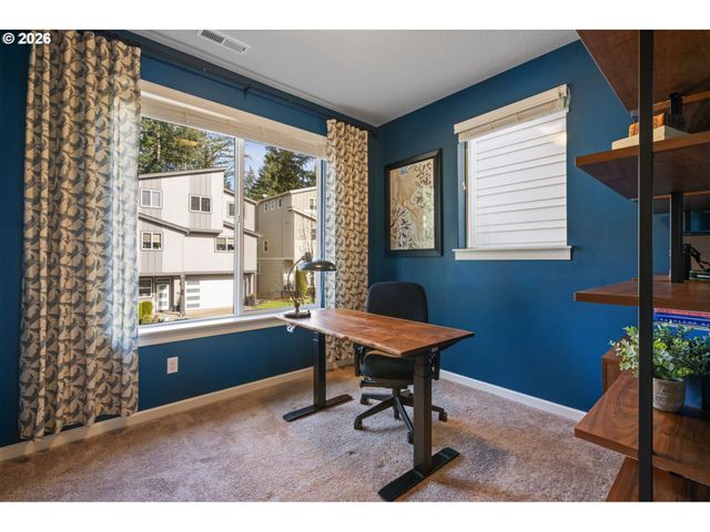 16712 Se FOX GLEN Ct, Happy Valley, OR 97015