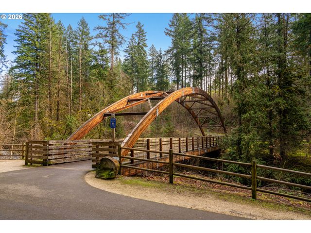 16712 Se FOX GLEN Ct, Happy Valley, OR 97015