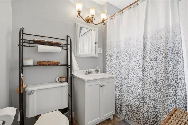 2521 N 58th STREET, Milwaukee, WI 53210