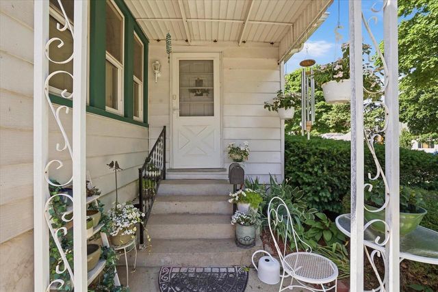 2521 N 58th STREET, Milwaukee, WI 53210