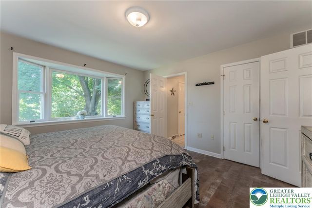 6 View Drive, Walnutport Boro, PA 18088