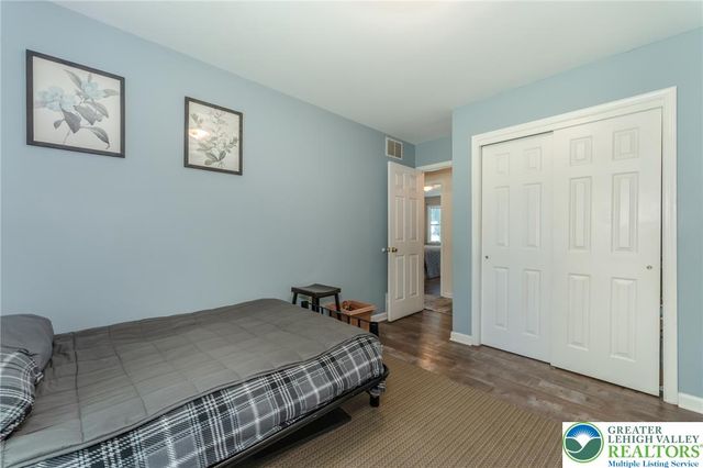 6 View Drive, Walnutport Boro, PA 18088