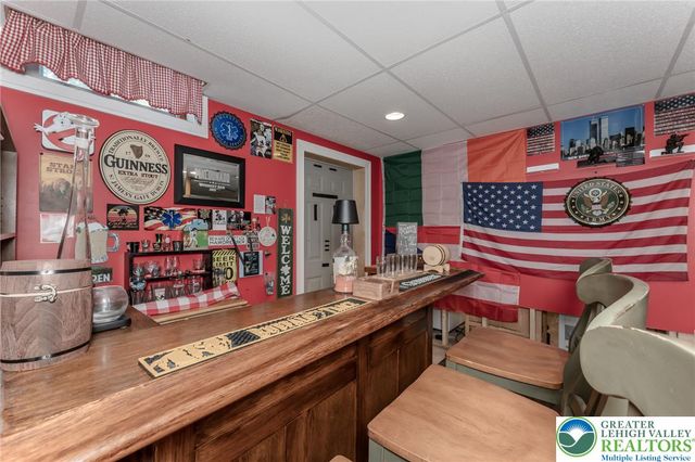6 View Drive, Walnutport Boro, PA 18088