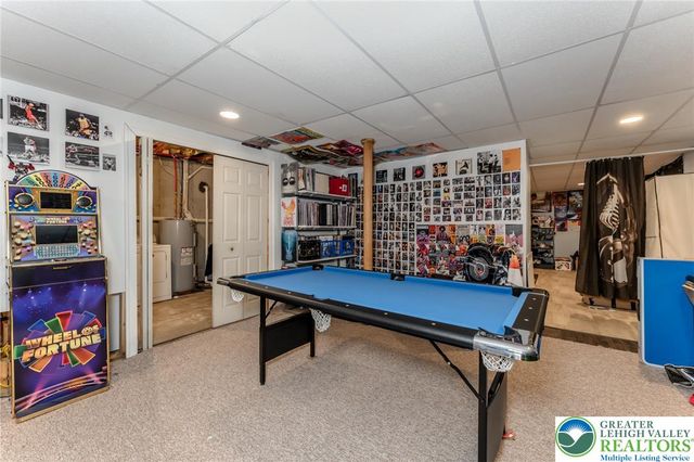 6 View Drive, Walnutport Boro, PA 18088