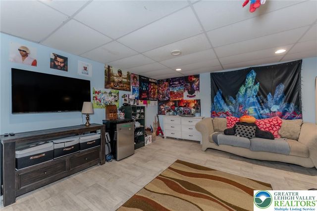6 View Drive, Walnutport Boro, PA 18088