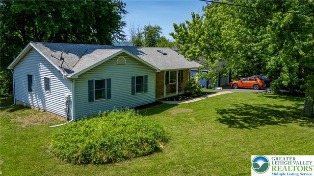 6 View Drive, Walnutport Boro, PA 18088