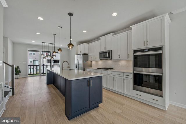 1030 HIGH POINT TRL, Laurel, MD 20707