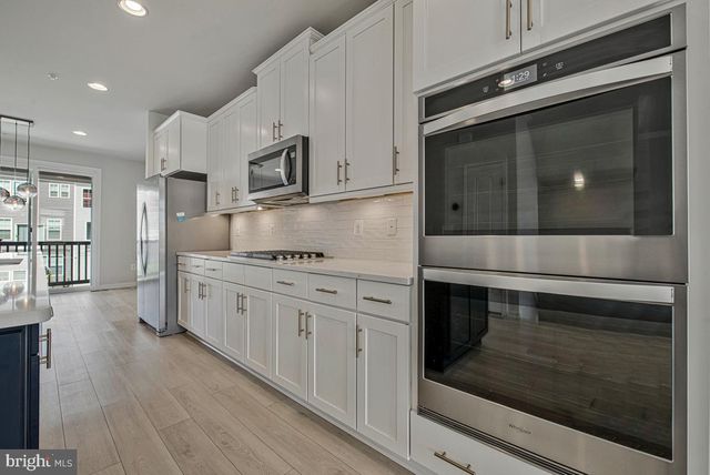 1030 HIGH POINT TRL, Laurel, MD 20707