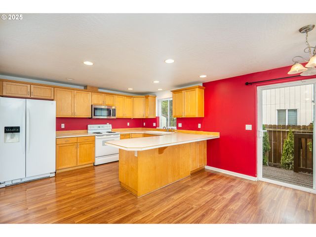 4217 COLE Way, Springfield, OR 97478