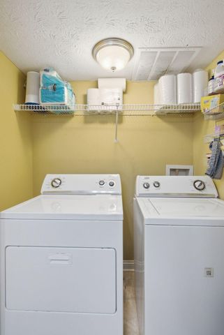 2414 Lake Park Road 6101, Lexington, KY 40502
